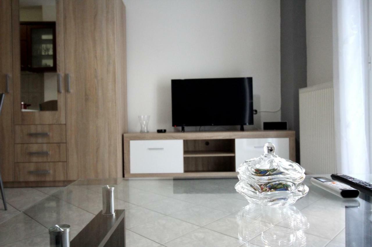 Апартаменти Dimitris Flat Неой-Епіватай Екстер'єр фото